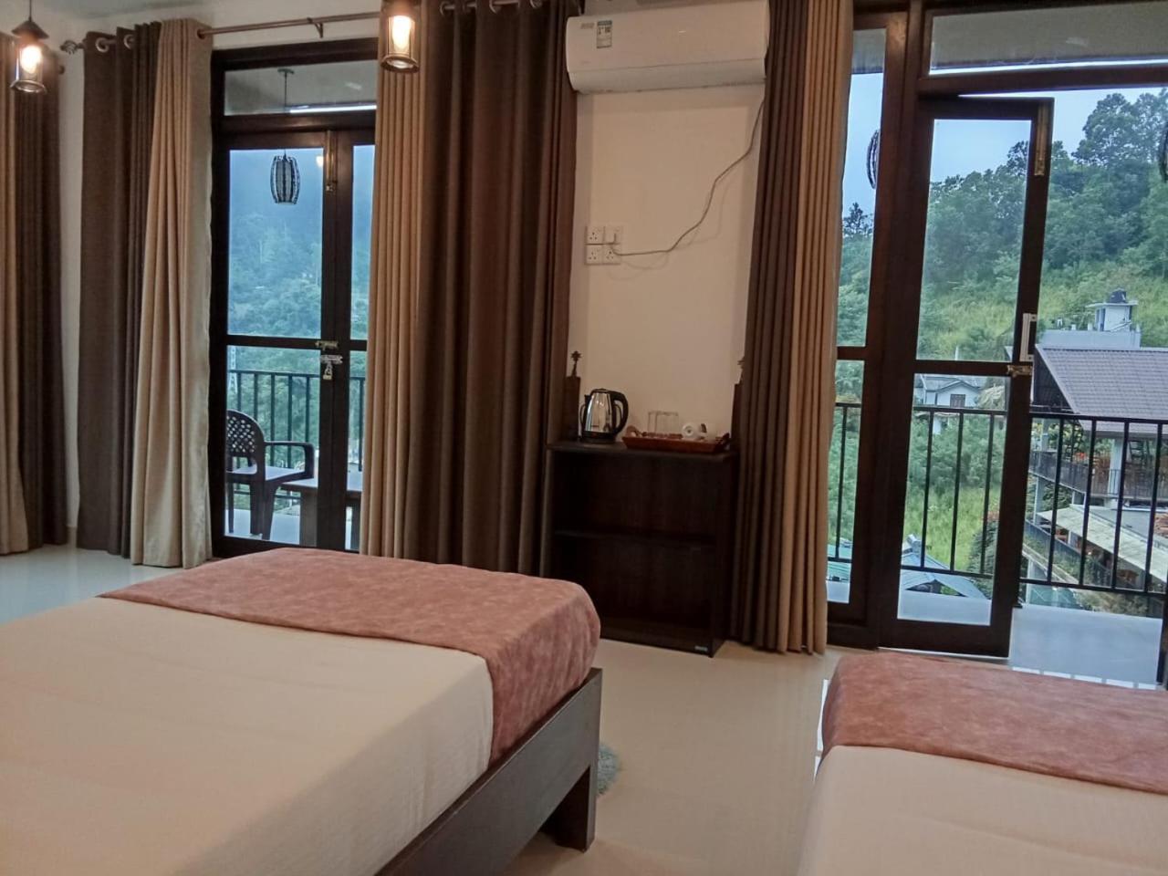 Ever Breeze Ella Hotel Екстер'єр фото
