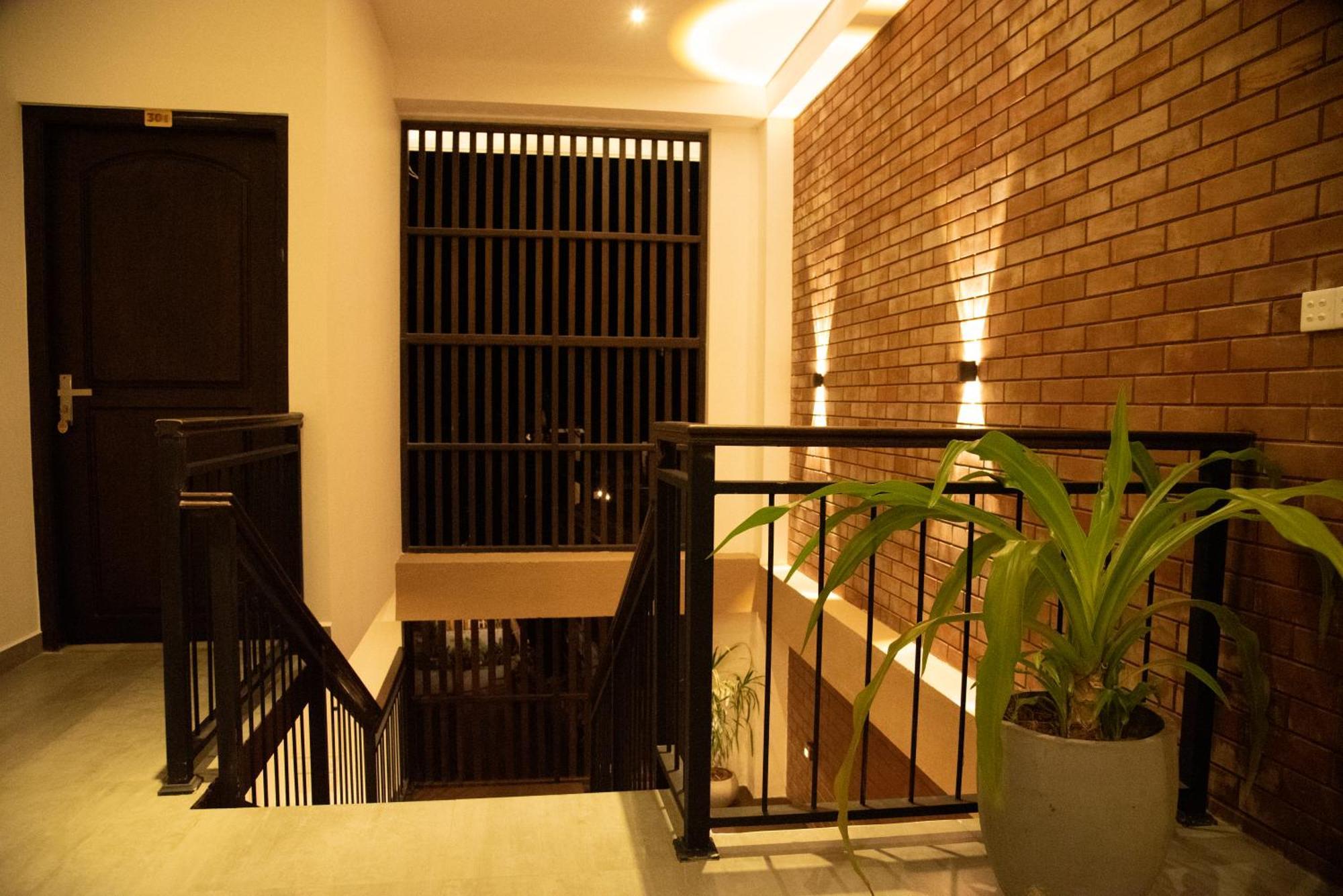 Ever Breeze Ella Hotel Екстер'єр фото