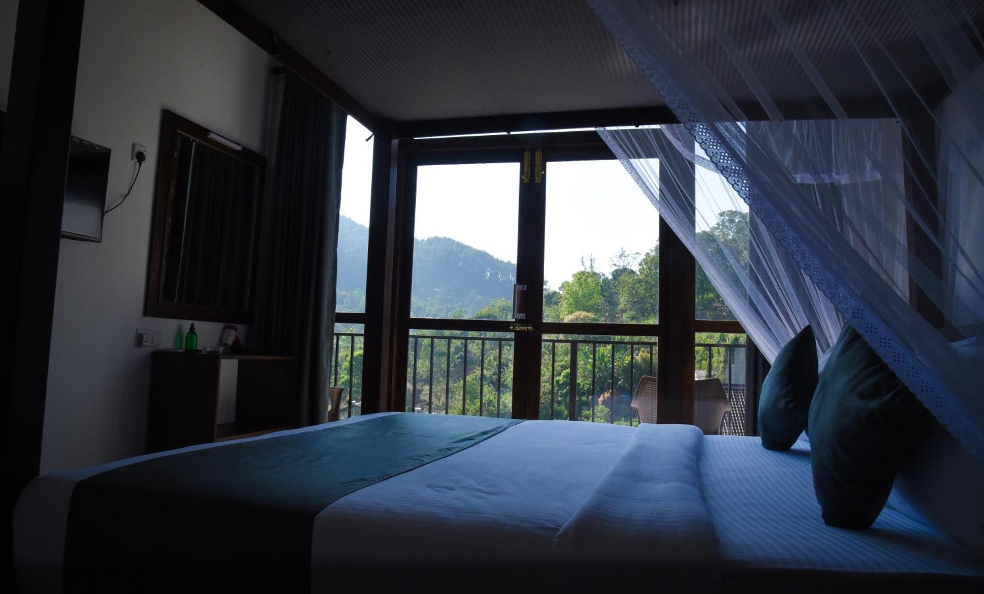 Ever Breeze Ella Hotel Екстер'єр фото