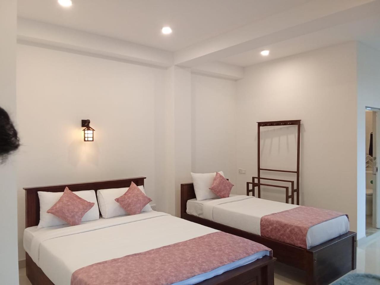 Ever Breeze Ella Hotel Екстер'єр фото